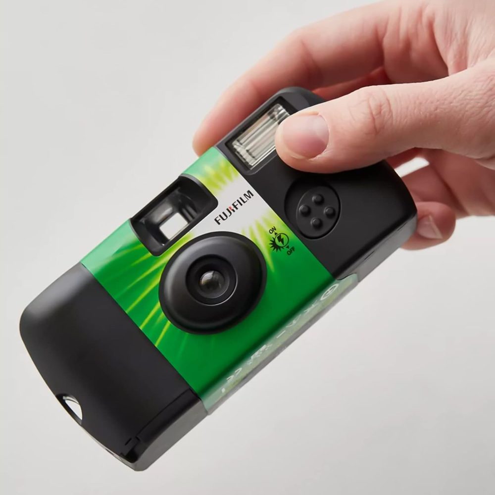 Fujifilm Fujifilm QuickSnap Flash 400 One Time Use 35mm Disposable Camera with Flash, 27 Exposures, 10-Pack - Image 5